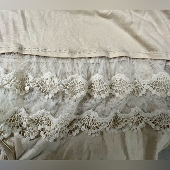 NWT Sleeveless Dress with Lace detail size M/L - Picture 2 of 2